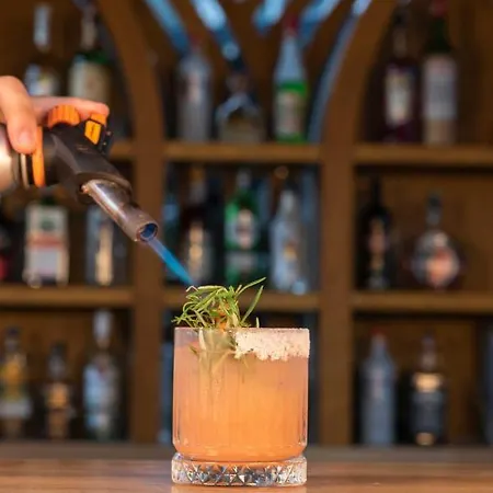 The Diplomat تورونشْ