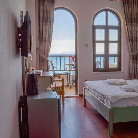 فندق The Diplomat تورونشْ