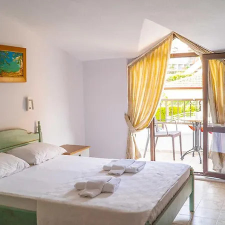 The Diplomat Ξενοδοχείο 2*