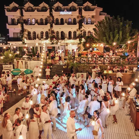 The Diplomat Hotel Turunç
